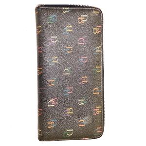 Dooney and bourke wallet